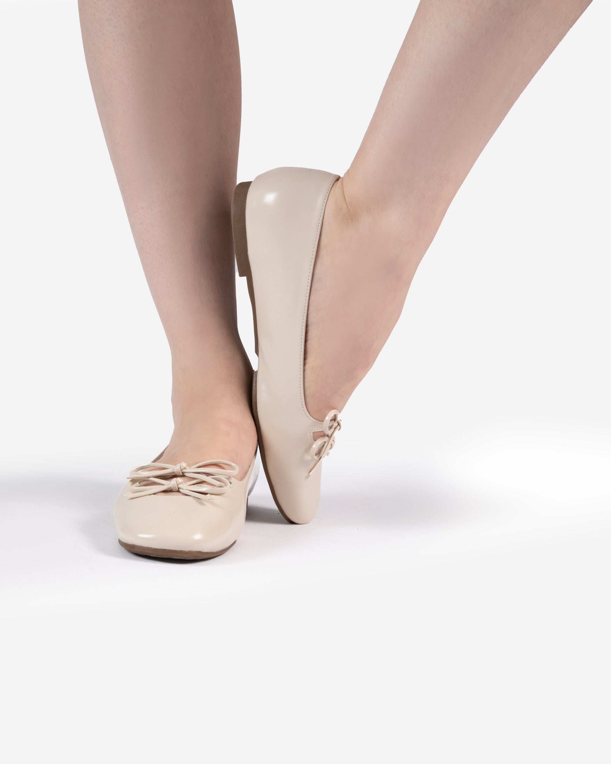 Matt & Nat Less Ballerinas Schwarz Lackleder-Optik
