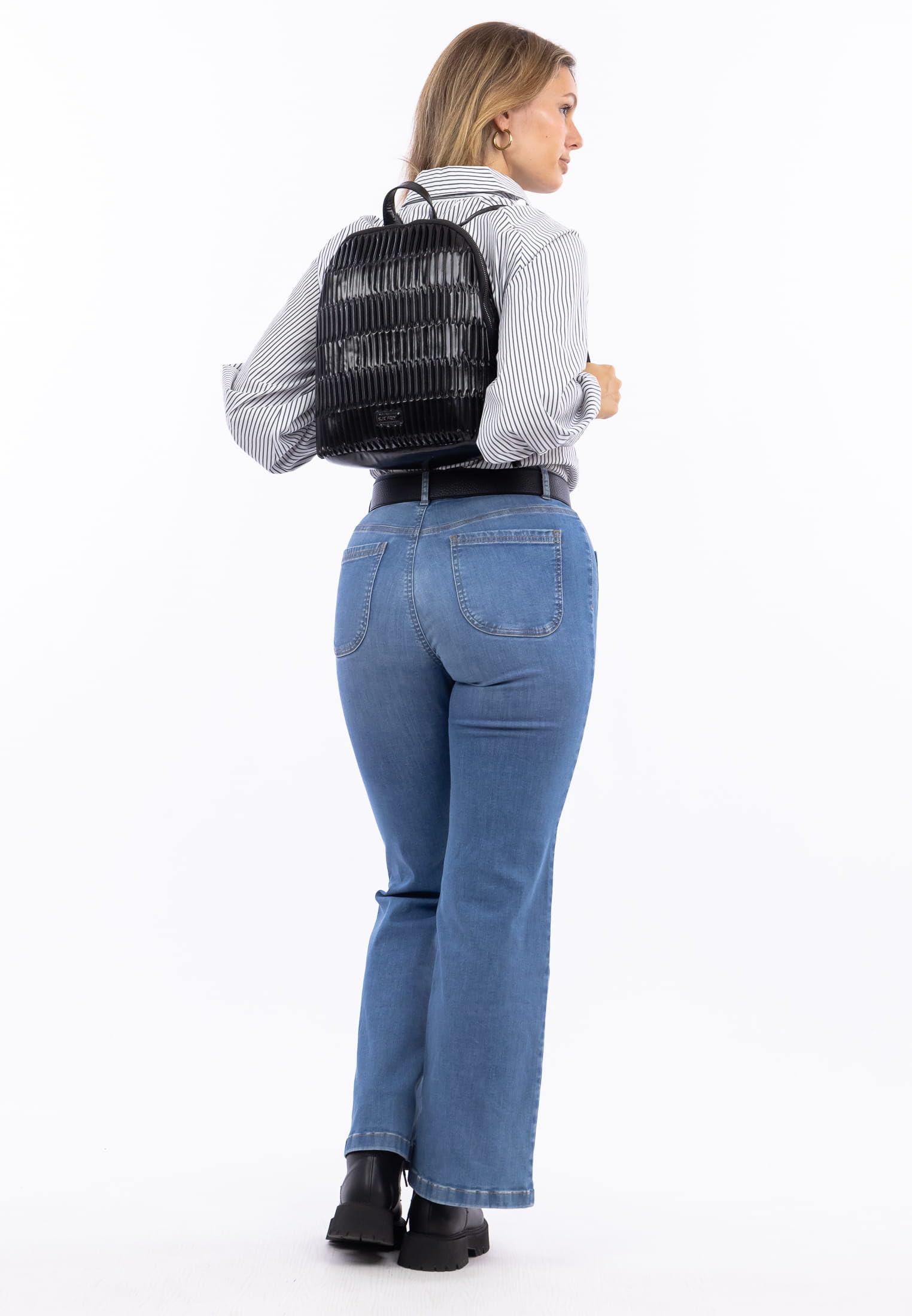 SURI FREY SFY Gaby Backpack Rucksack Schwarz Relief