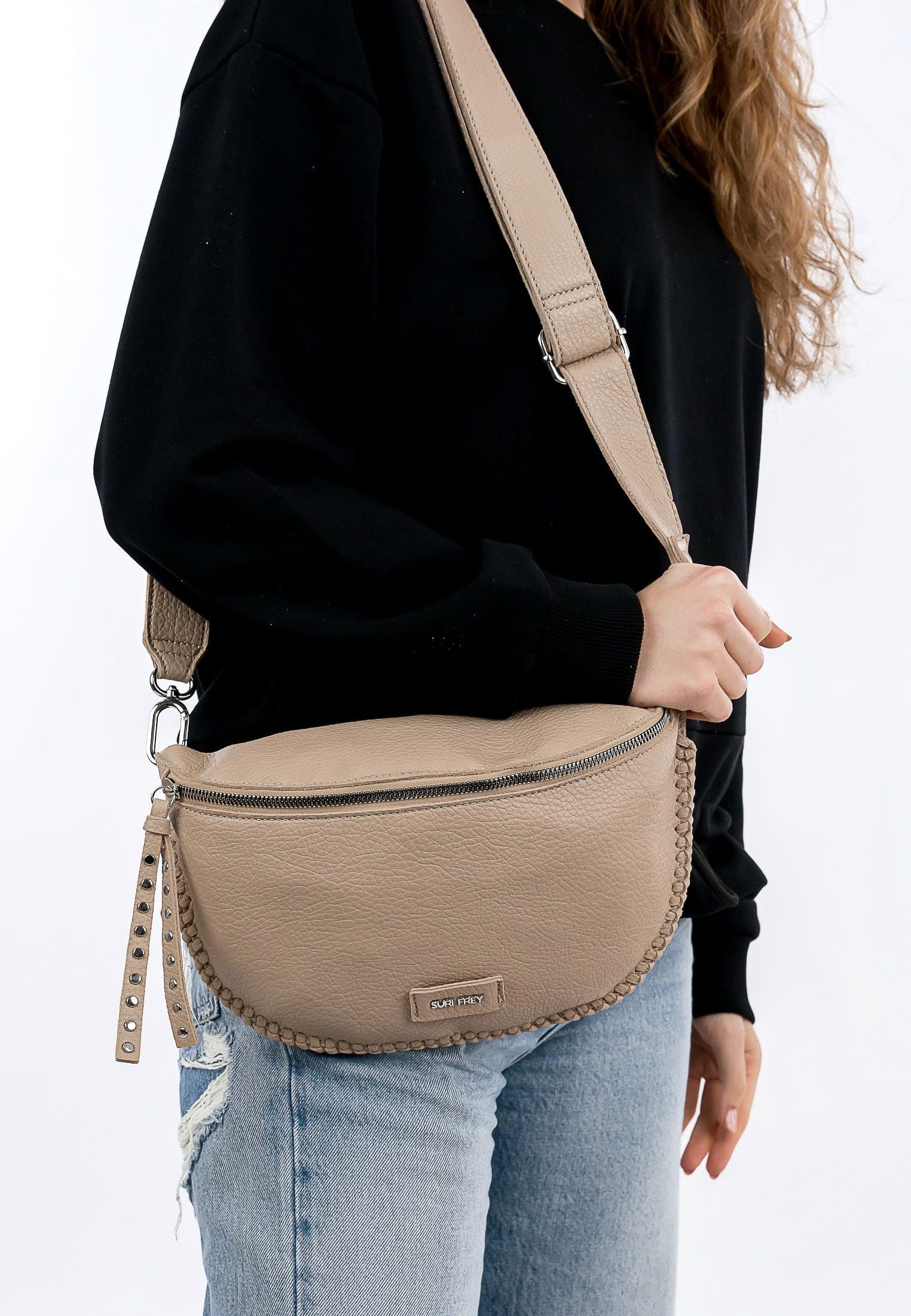 SURI FREY Franzy Handbag with Zipper Umhängetasche Sand