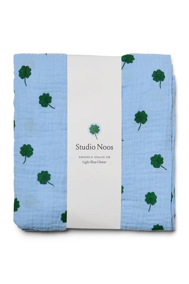 Studio Noos Swaddle Large Musselintuch Light Blue Clover Print