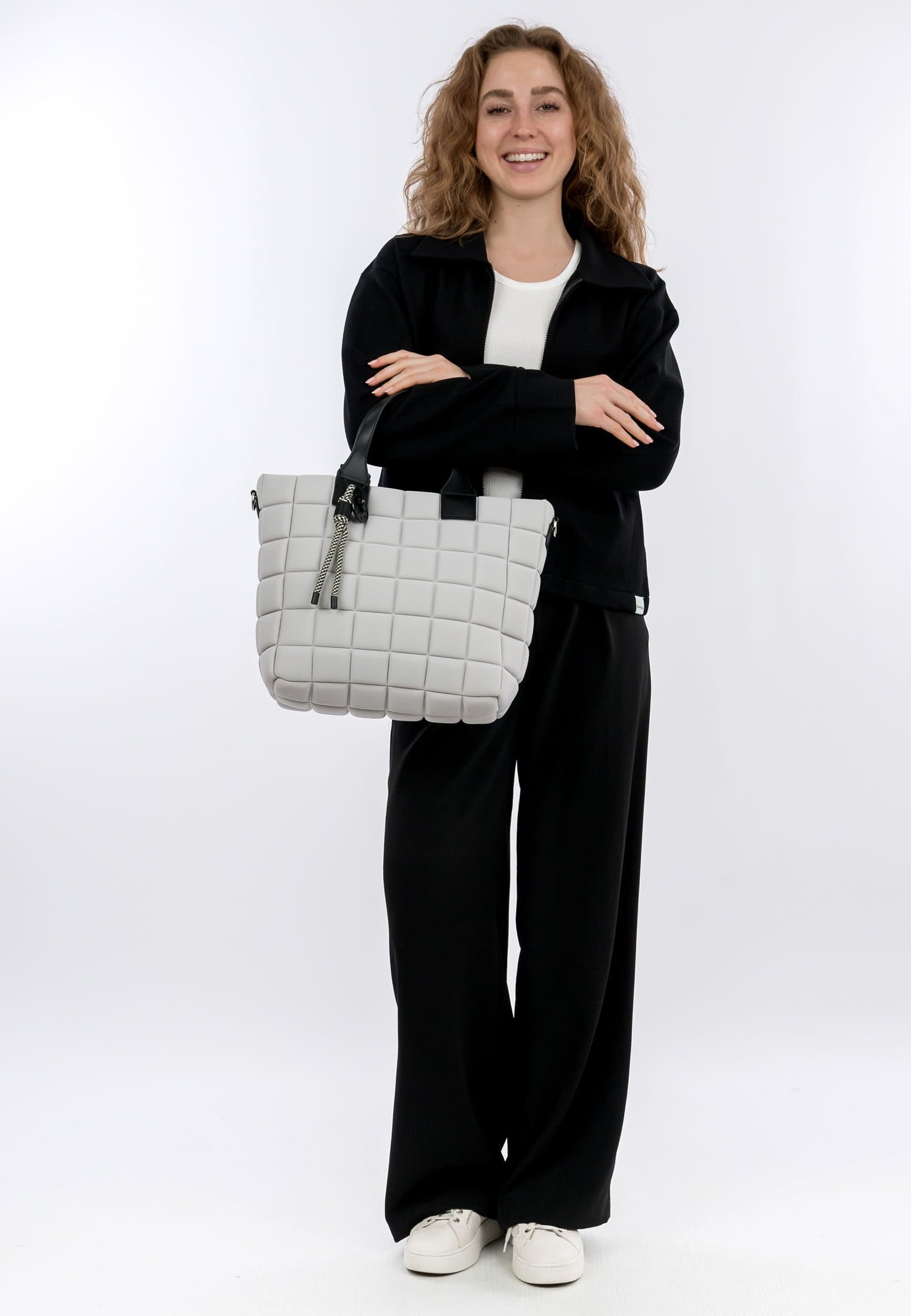 SURI FREY Jancy Cityshopper M Schultertasche Hellgrau