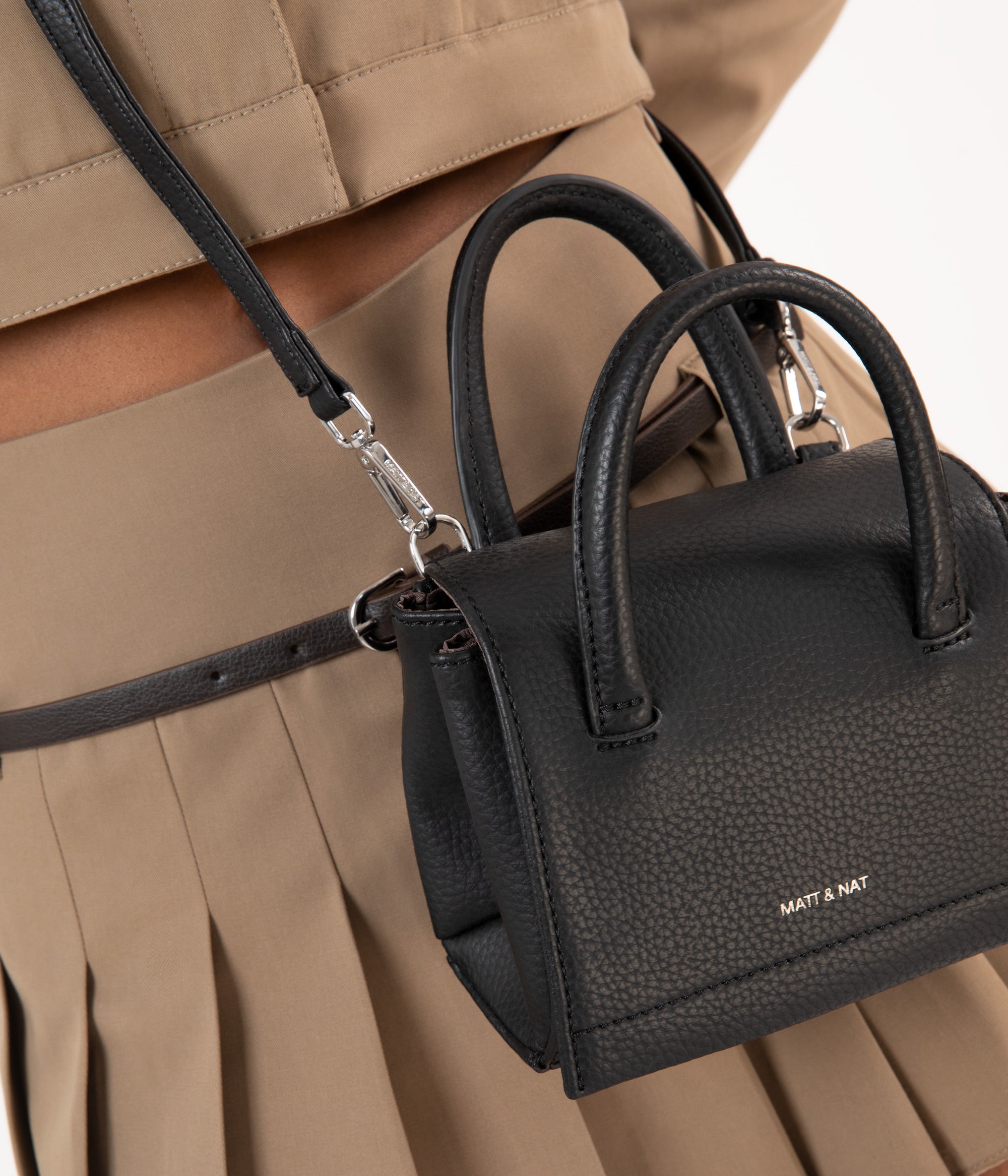 Matt & Nat Adel Micro Satchel Schwarz Mini-Tasche