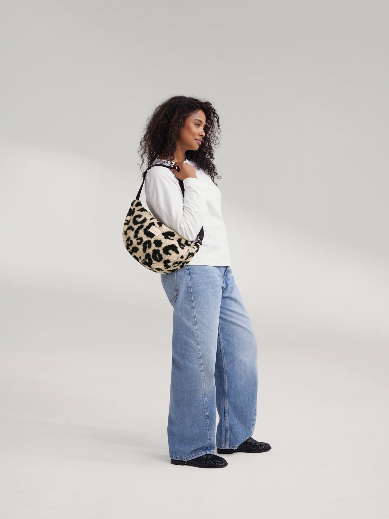 Studio Noos Teddy Fanny Pack Bauchtasche Holy Cow Plüsch