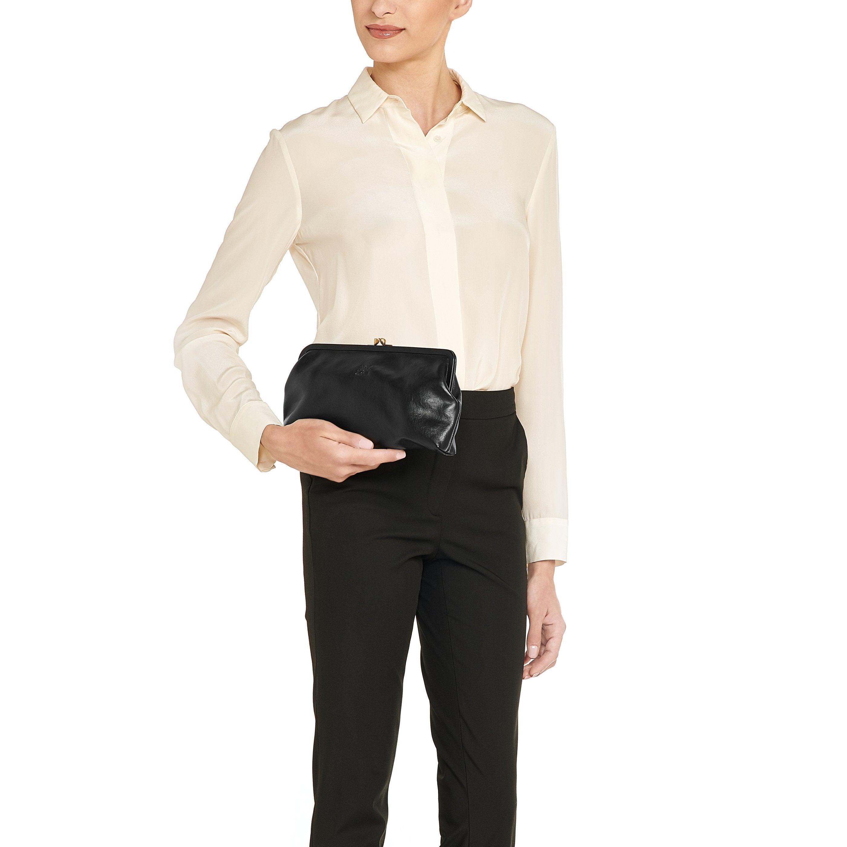 Il Bisonte Manuela Pochette Schwarz Vollleder