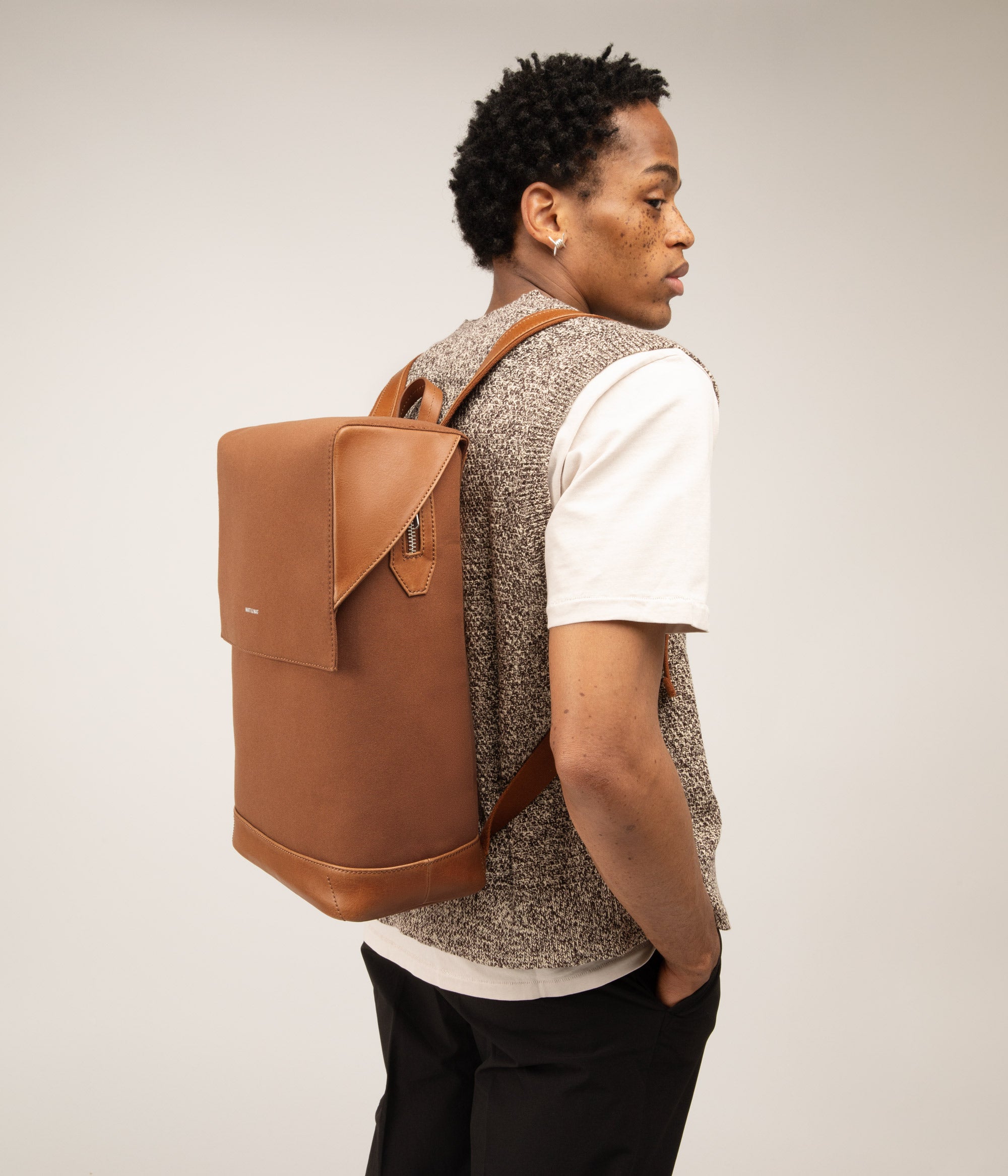 Matt & Nat Hoxton Canvas Rucksack BLACK 13 Zoll
