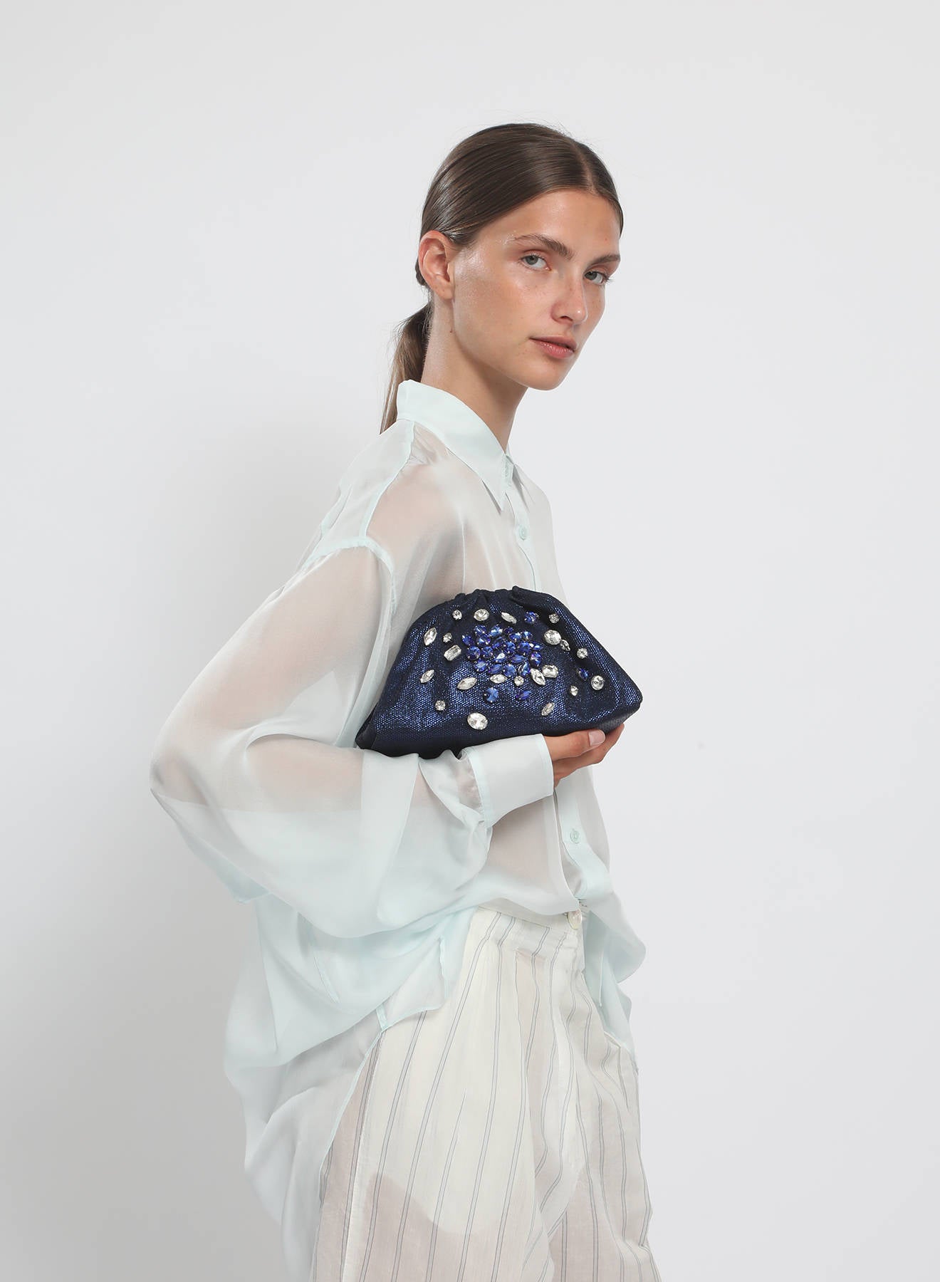 Maria la Rosa Meteora Mini Bag Clutch Blau bestickt