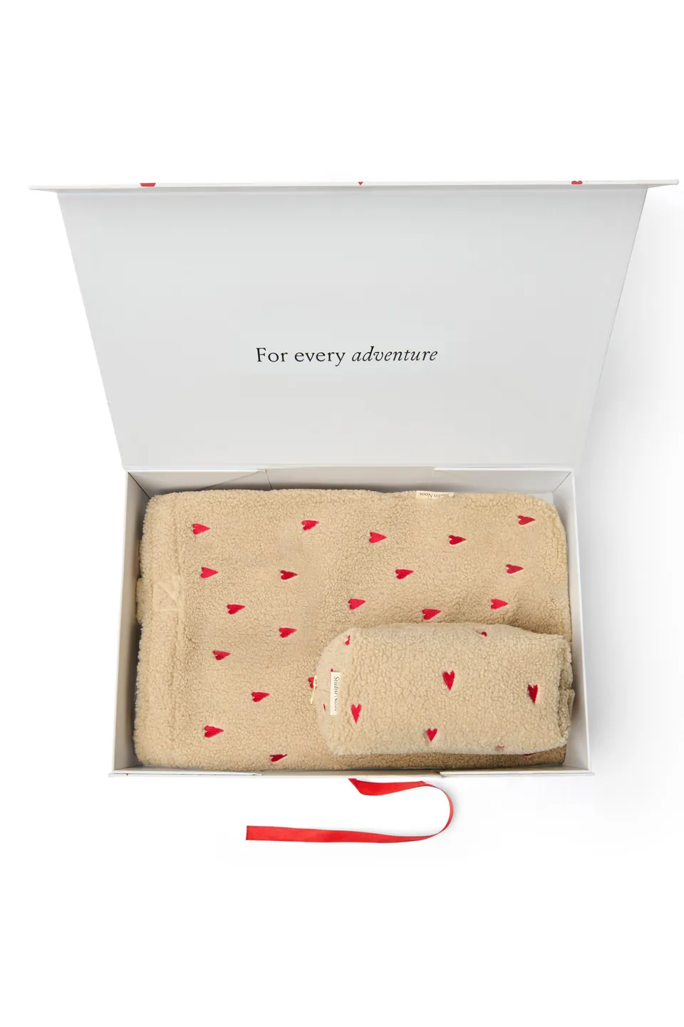 Studio Noos Classic Teddy Geschenkset Ecru Hearts
