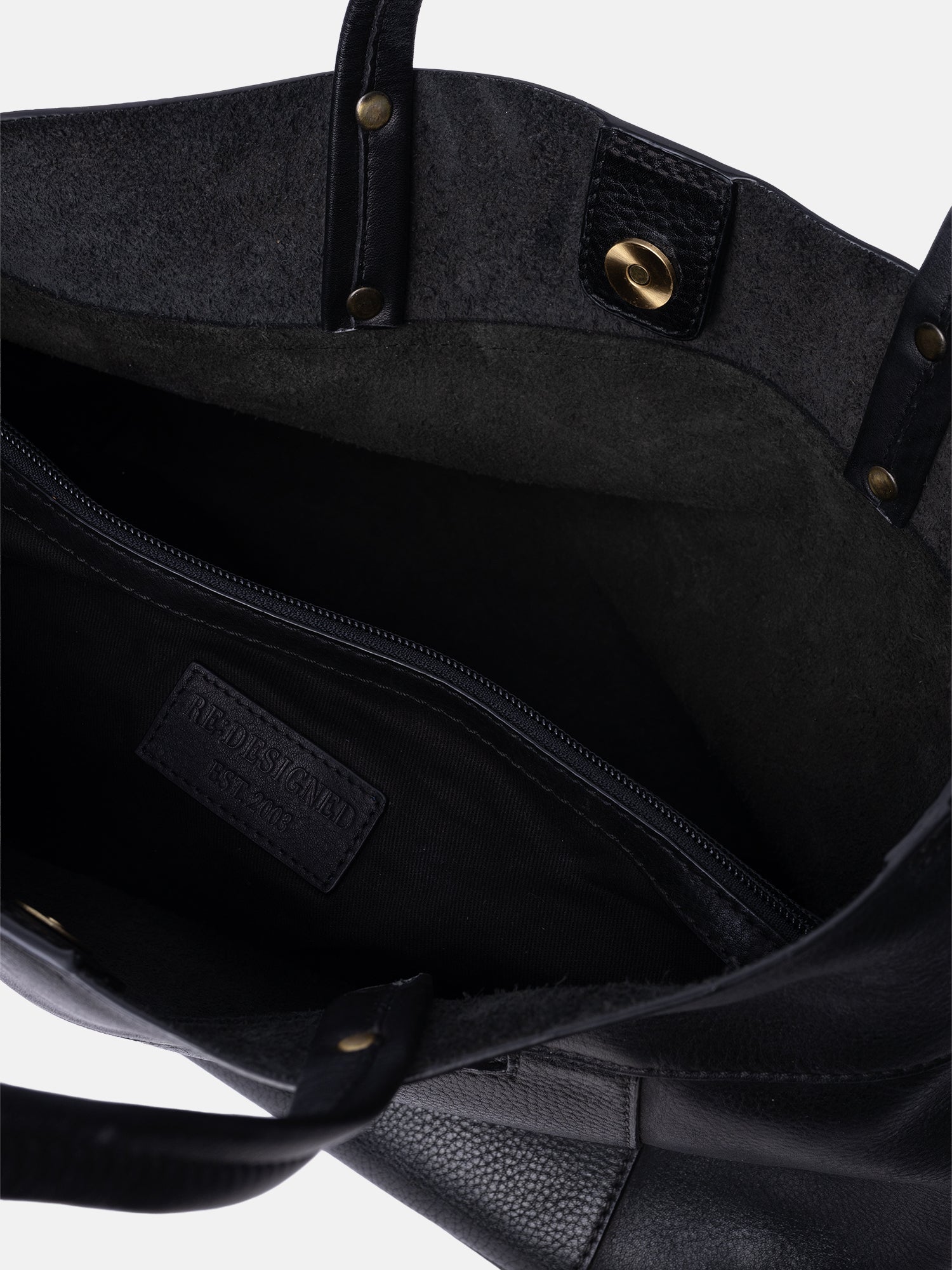 RE:DESIGNED Sofie Small Schultertasche Schwarz Vollleder