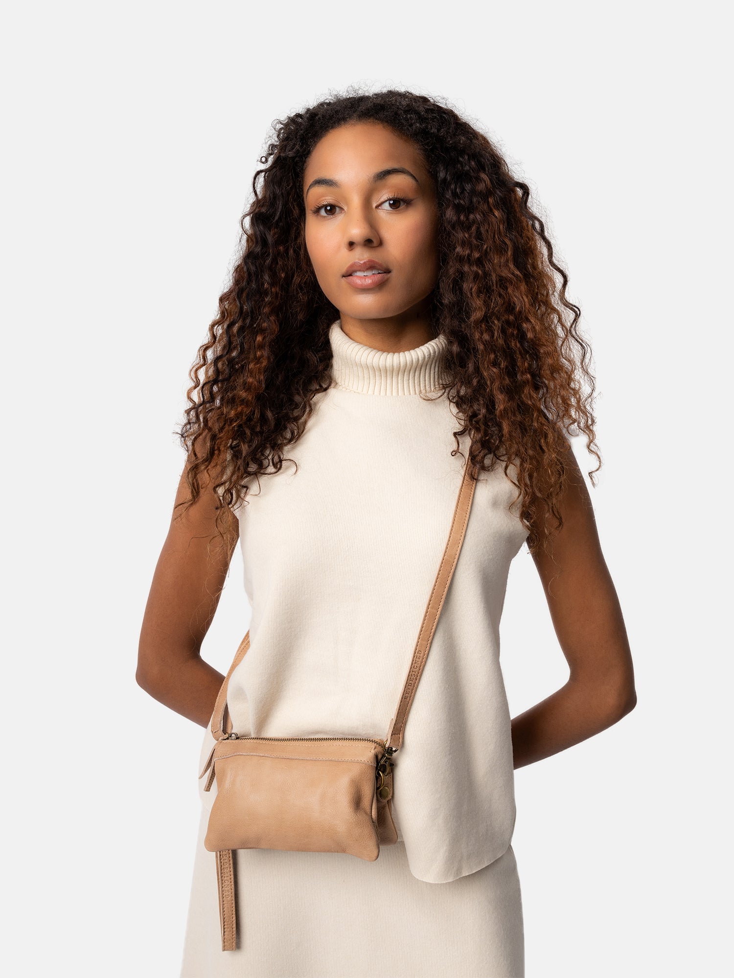RE:DESIGNED Lisa Urban Clutch Taupe Vollleder