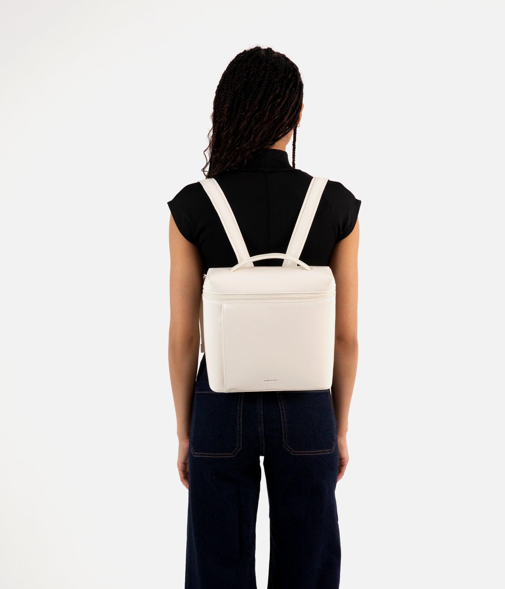 Matt & Nat Fay Rucksack vegan schwarz kompakt