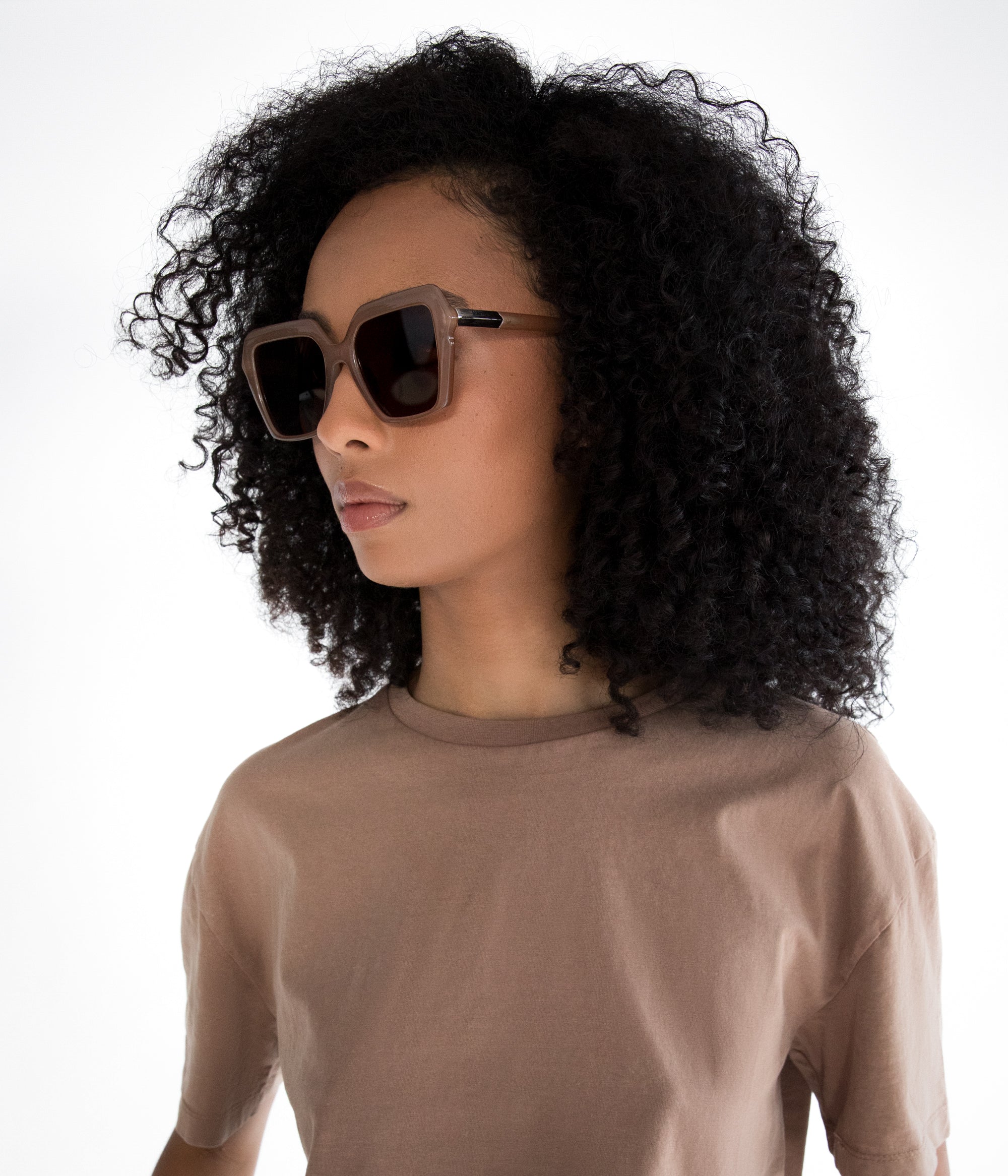 Matt & Nat Lois-2 Sonnenbrille eckig Black
