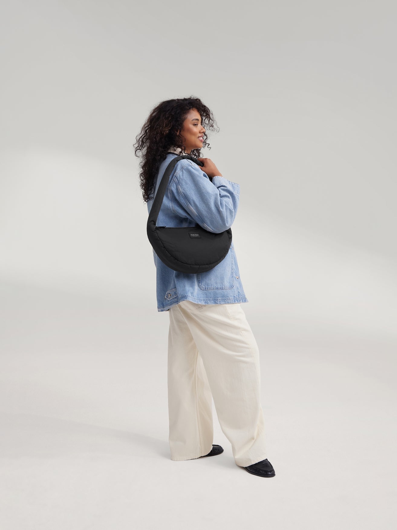 Studio Noos Puffy Mini Cross Body Umhängetasche Schwarz