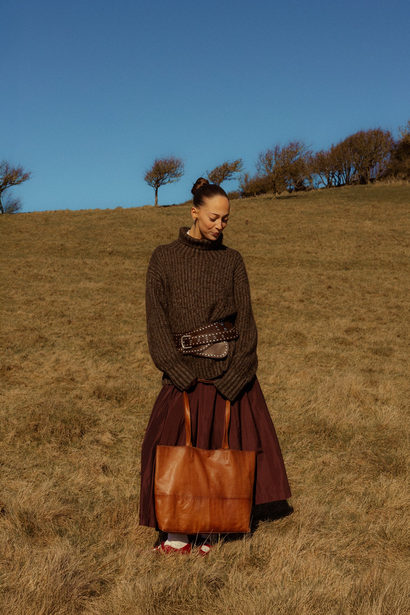 RE:DESIGNED Marlo Urban Shopper Walnut Vollleder