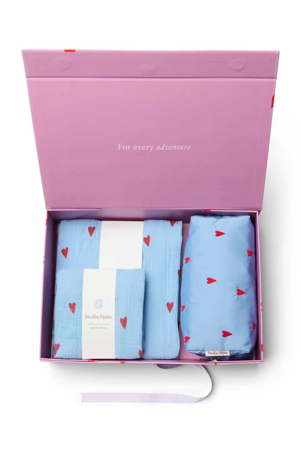 Studio Noos Newborn Essential Geschenkset Light Blue Hearts