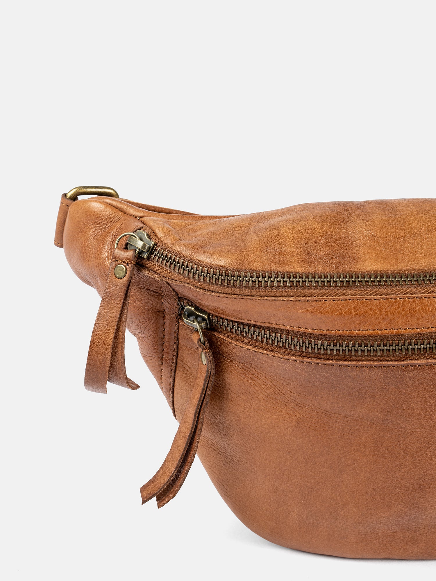 RE:DESIGNED Faust Urban Bauchtasche Walnut Vollleder