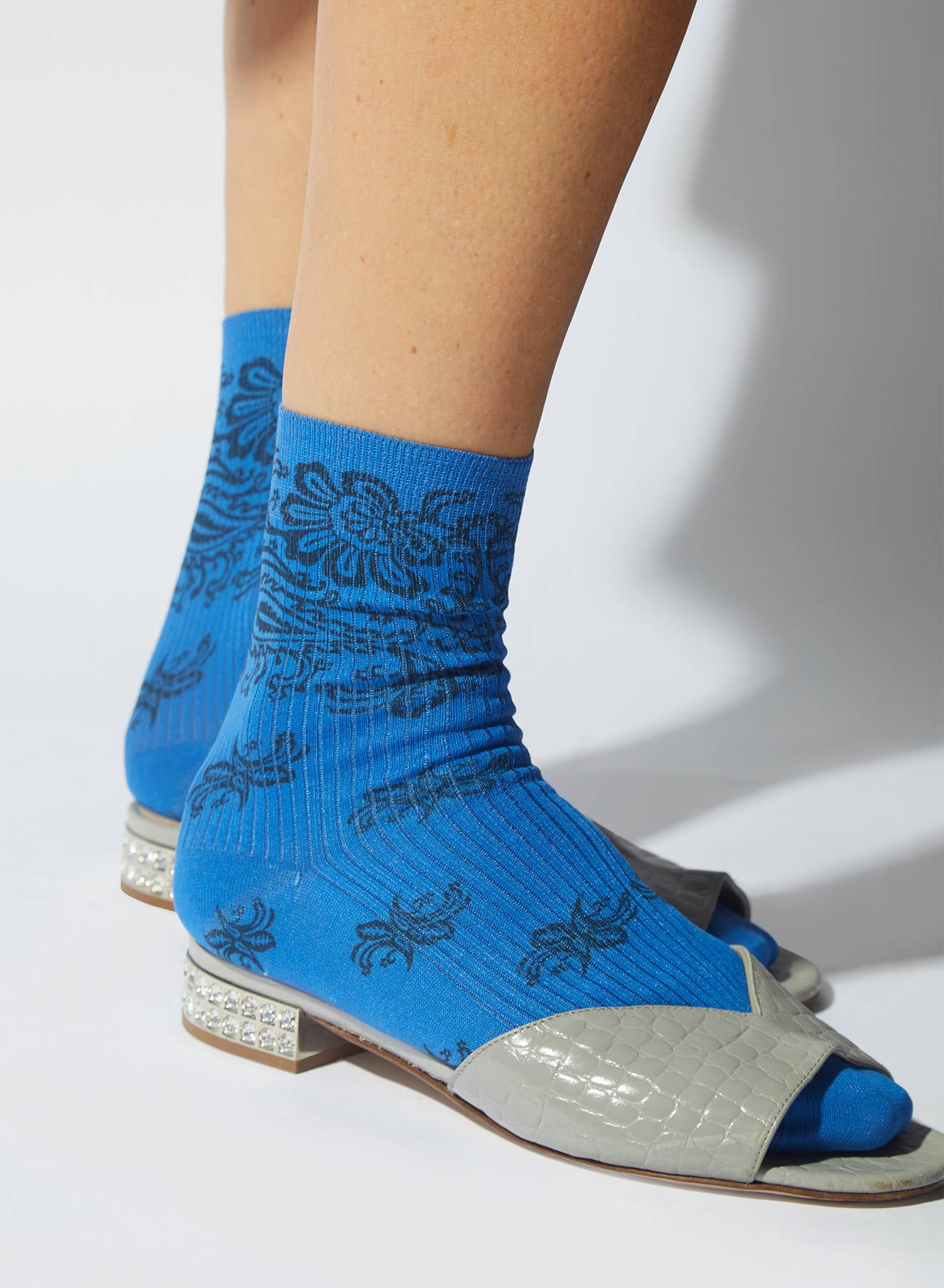 Maria la Rosa Fortaleza Socken Orange Seide Bandana