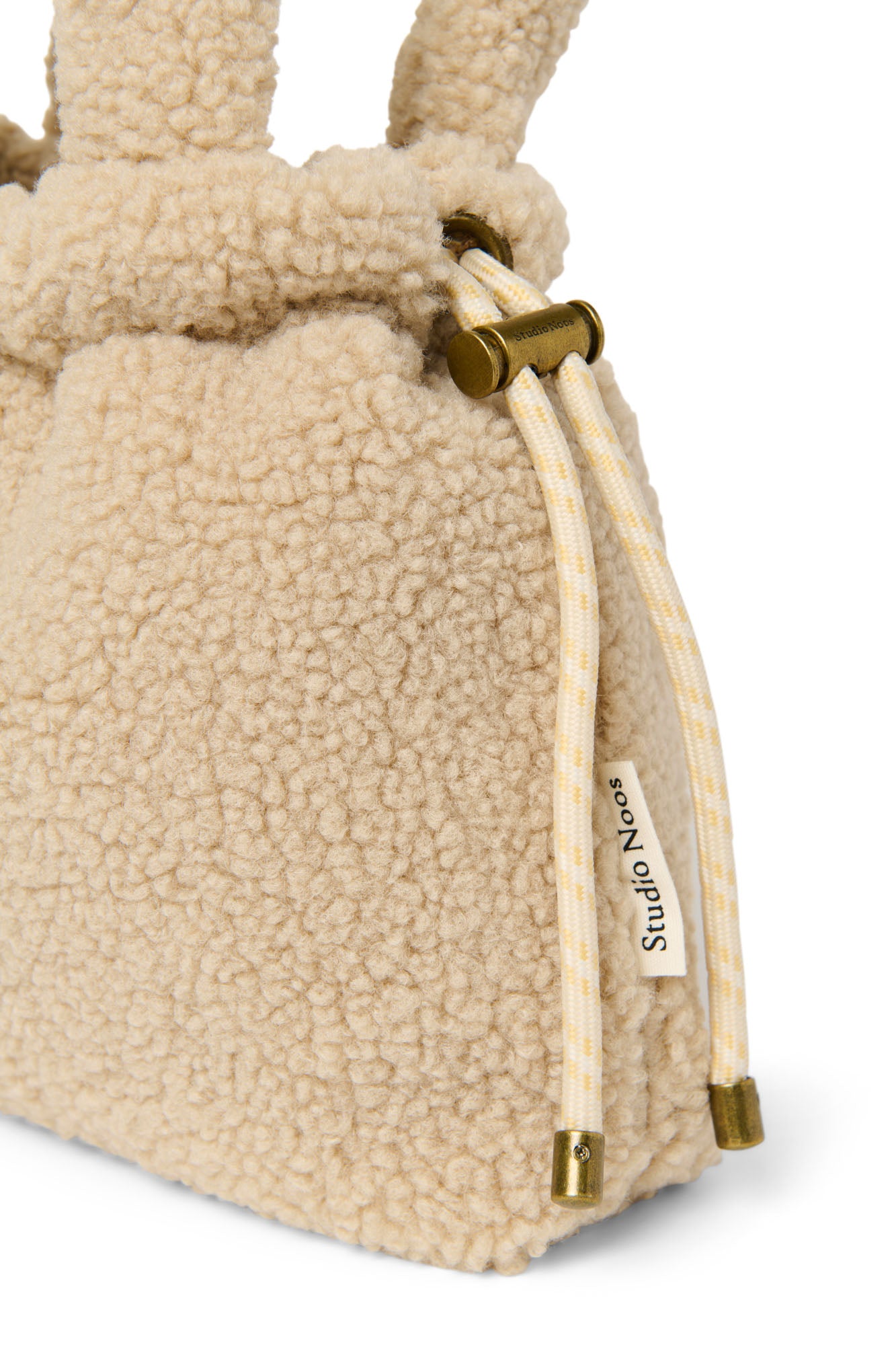 Studio Noos Teddy Mini Beuteltasche Ecru Plüsch
