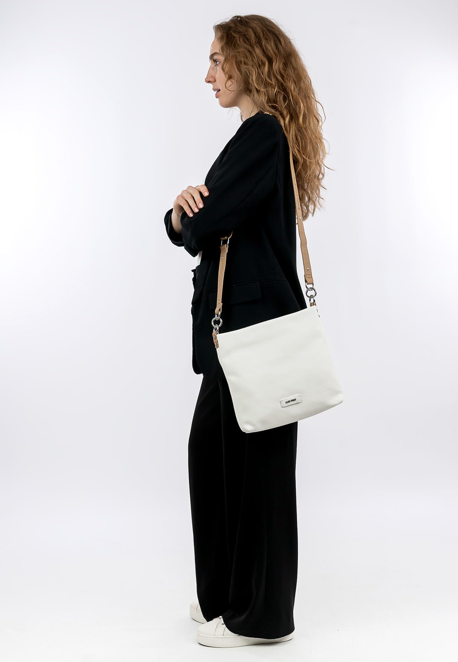 SURI FREY Batty Shoulder Bag Schultertasche White