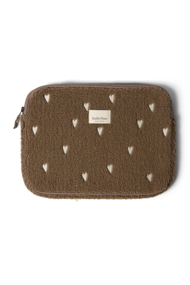 Studio Noos Teddy Laptophülle 13 Zoll Brown Hearts Teddy