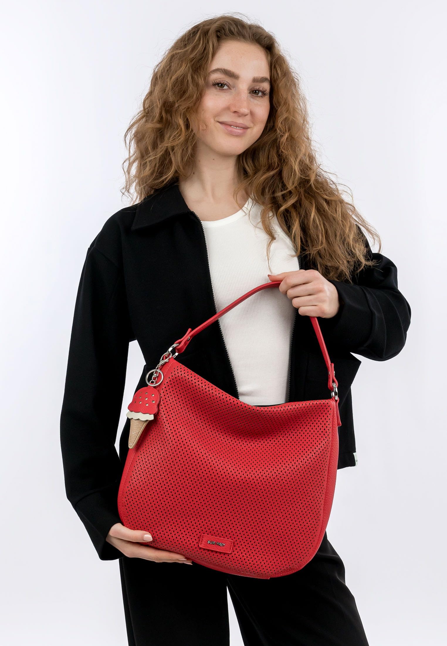 SURI FREY Cilly Bucket Bag Schultertasche Red Lochmuster