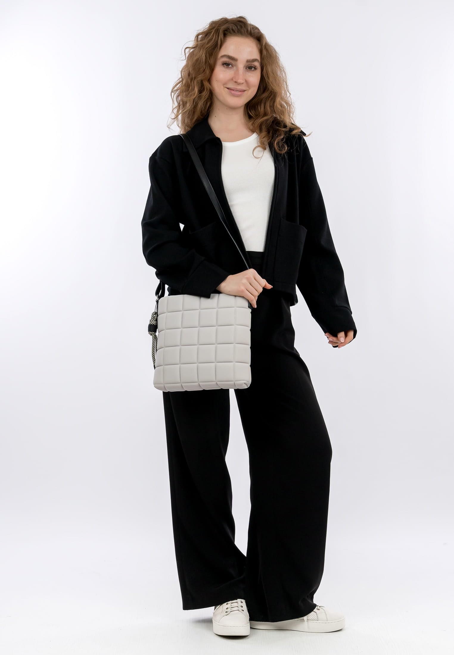 SURI FREY Jancy Crossover Bag Umhängetasche Lightgrey Stepp