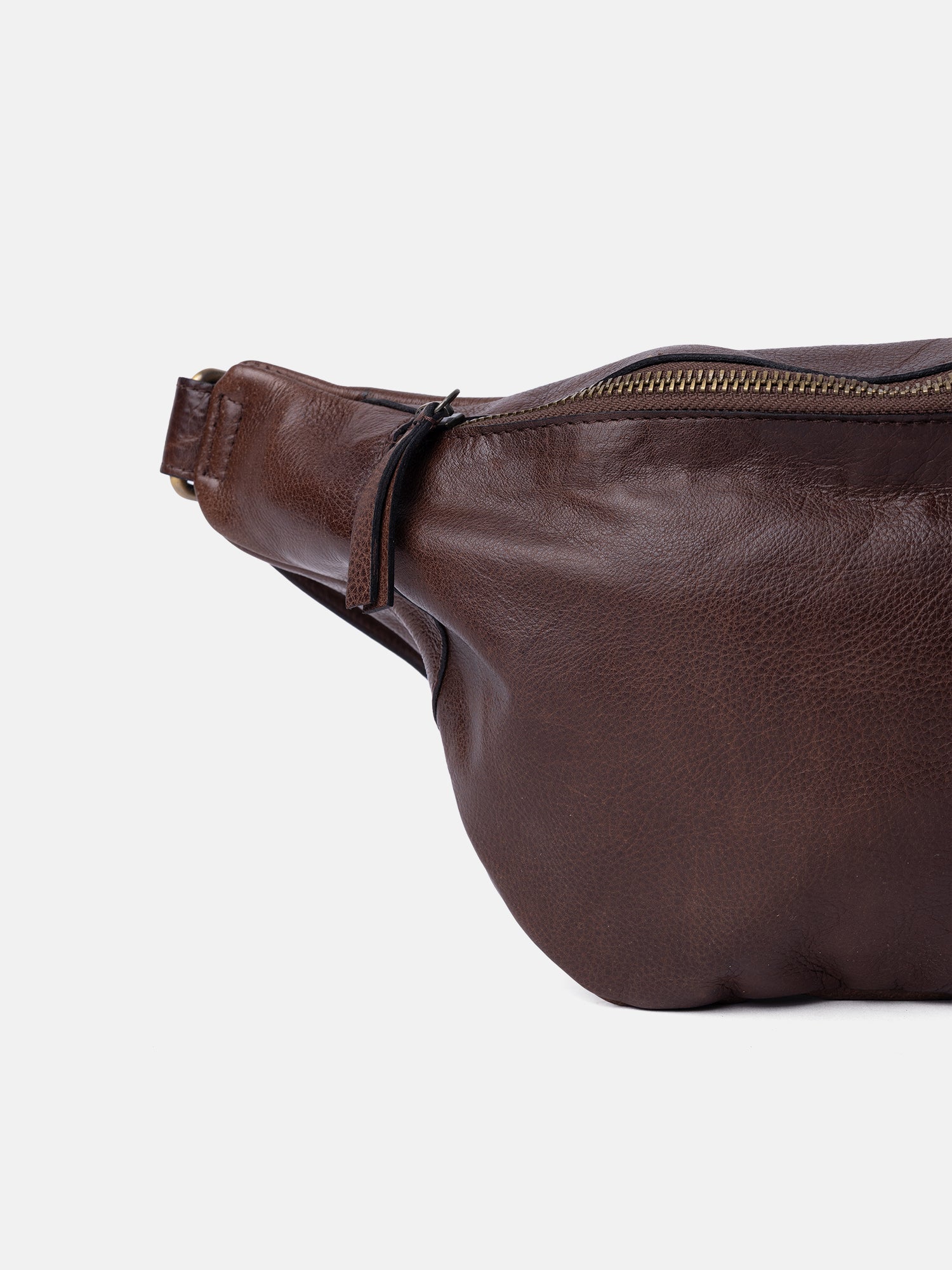 RE:DESIGNED Selina 6688 Gürteltasche Woodsmoke Leder