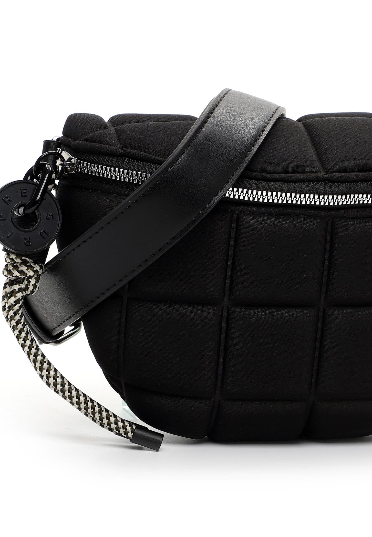 SURI FREY Jancy Crossbody Bag Umhängetasche Schwarz 23cm