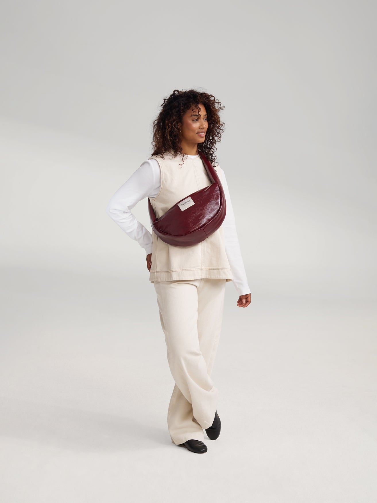 Studio Noos Mini Umhängetasche Burgundy Veganes Leder
