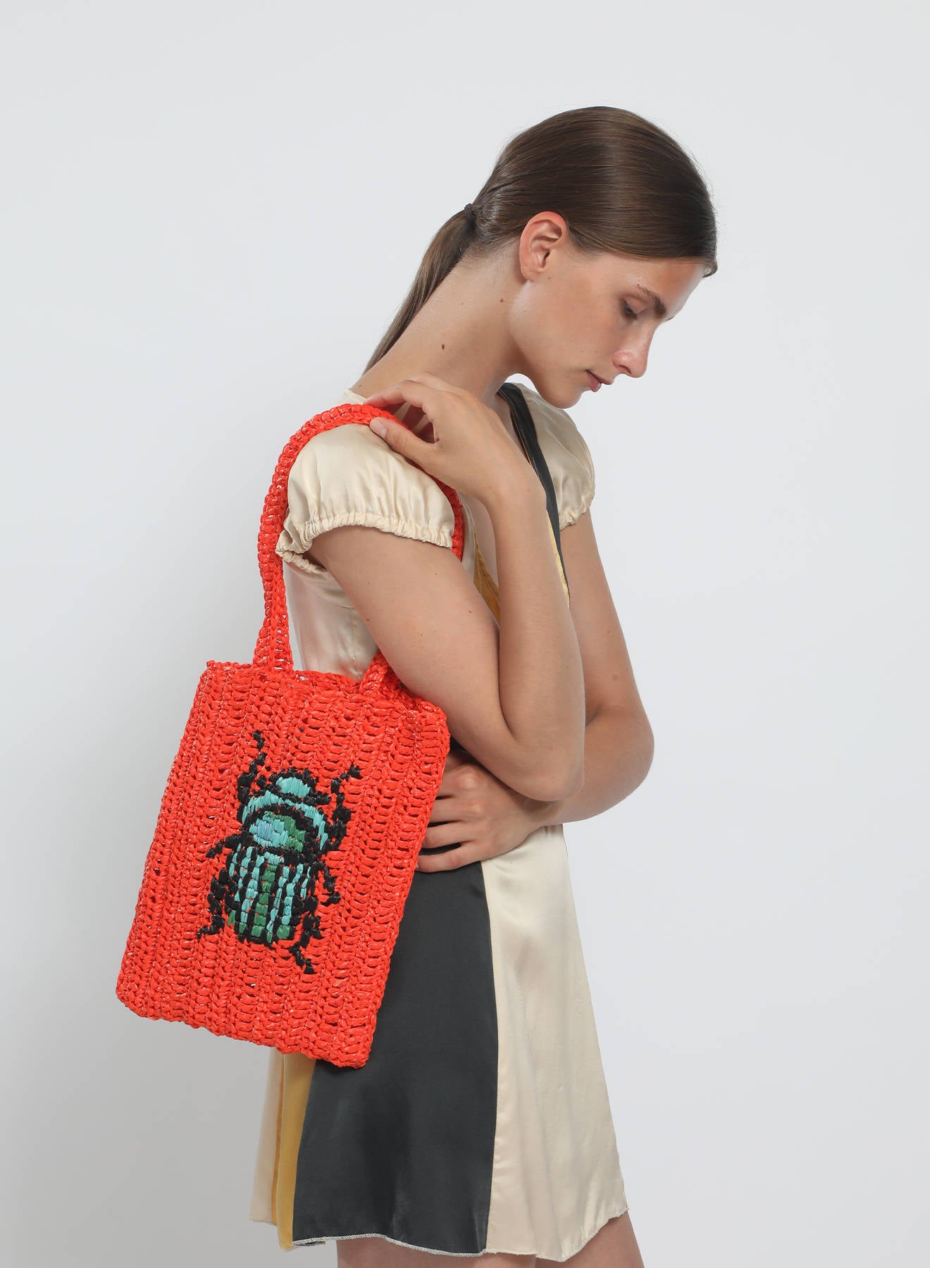Maria la Rosa Scarabeo Tote Orange Rafia Crochet