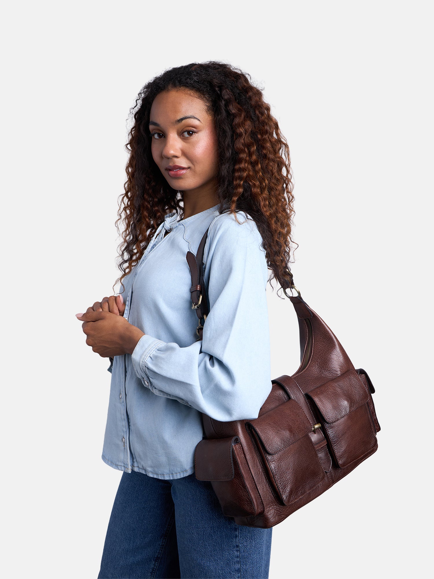 RE:DESIGNED Solvej Large Schultertasche Woodsmoke Vollleder