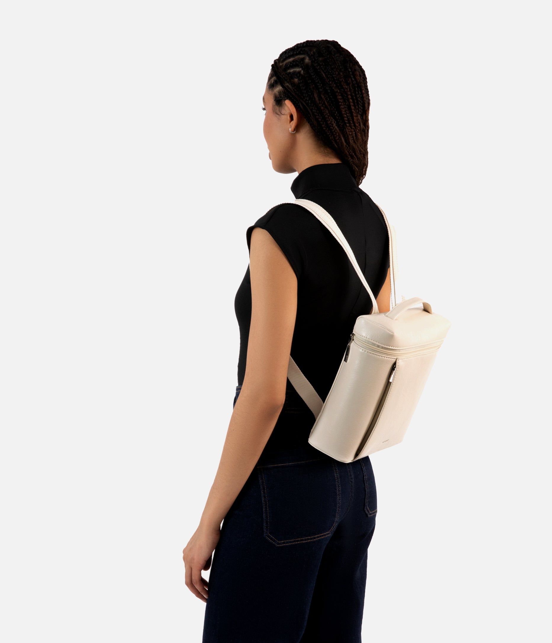 Matt & Nat Fay Rucksack vegan schwarz kompakt
