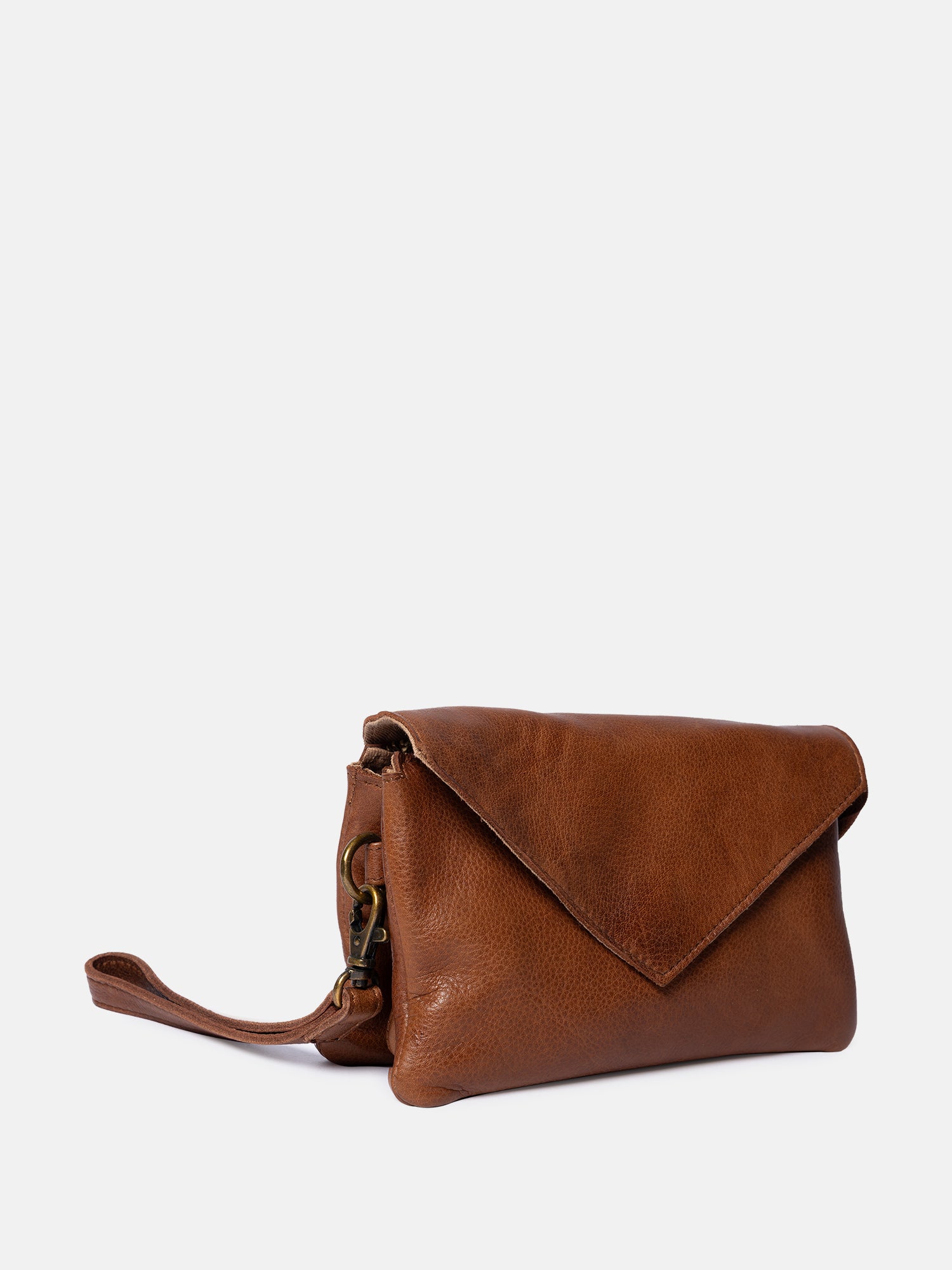 RE:DESIGNED Claire Urban Clutch Walnut Vollleder