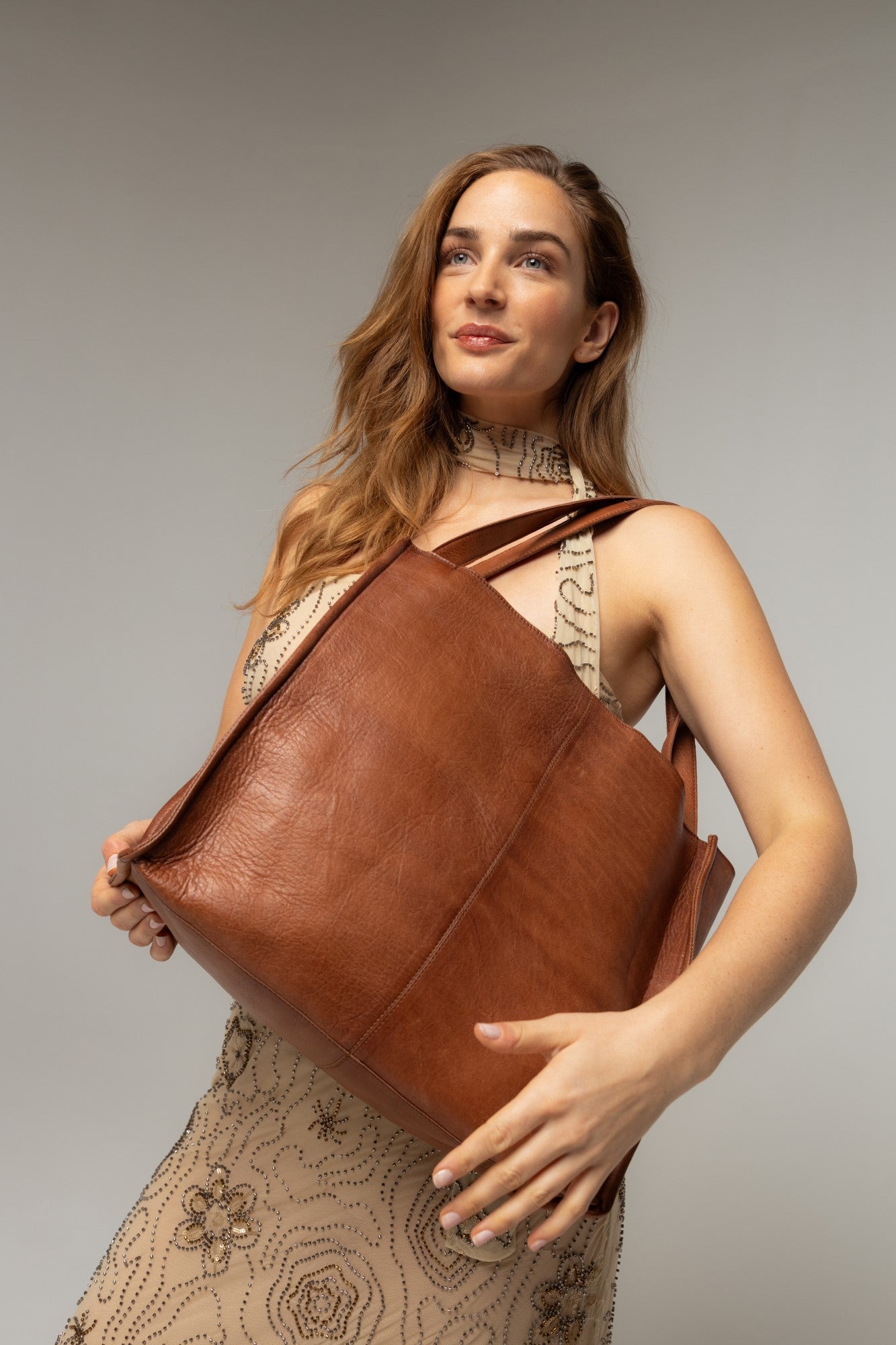 RE:DESIGNED Aro Urban 5169 Schultertasche Walnut Laptop