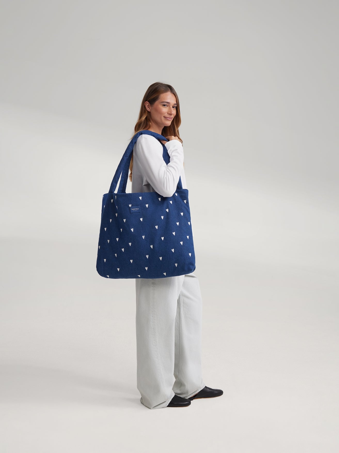 Studio Noos Denim Mom Bag Dunkelblau Hearts