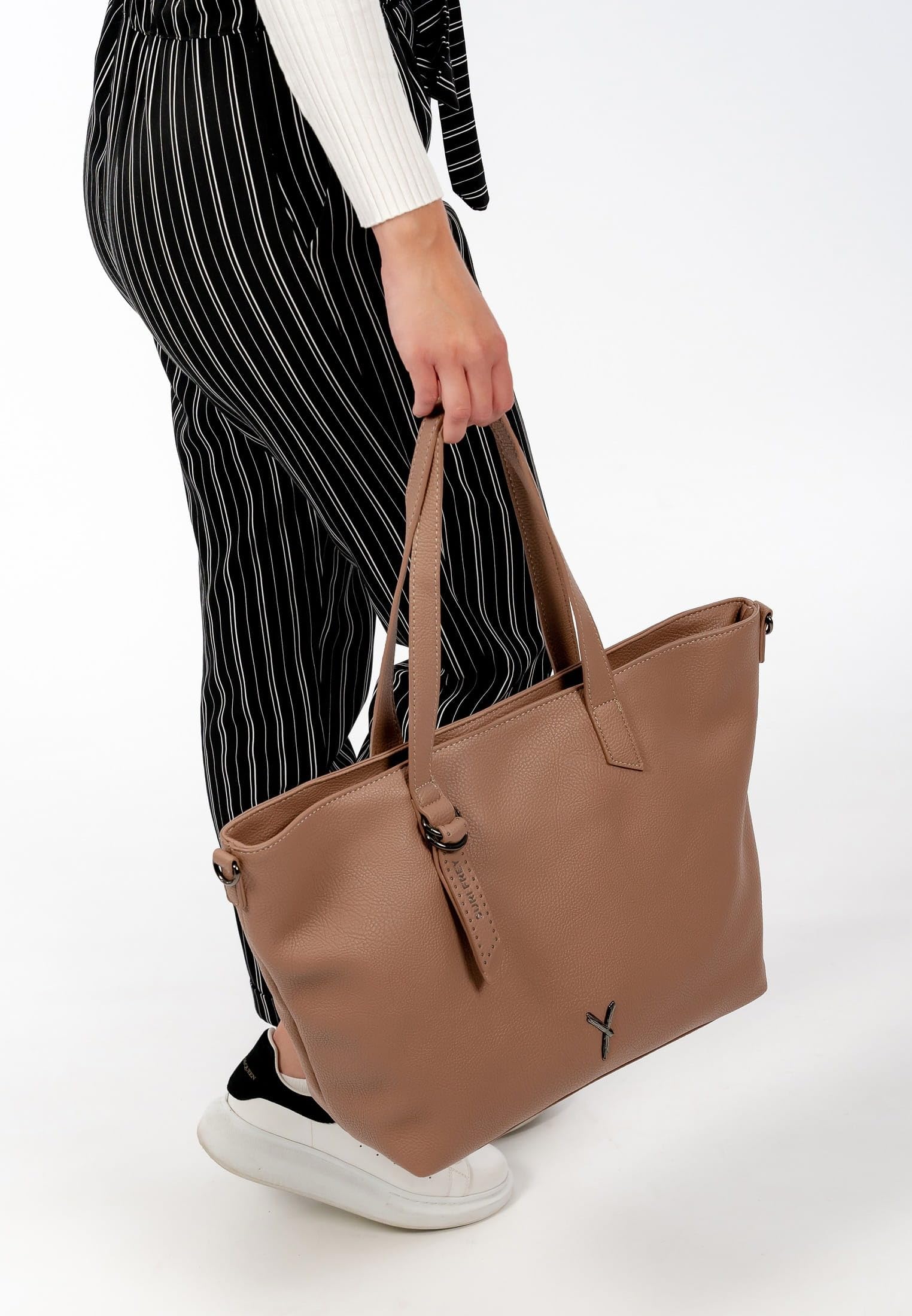 SURI FREY Gitty Shopper Schultertasche Taupe A4
