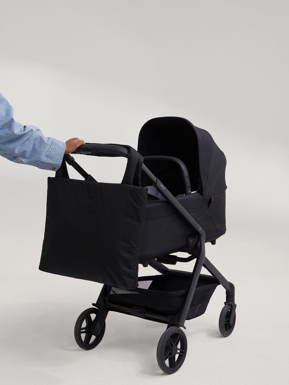 Studio Noos Puffy Mom Bag Shopper Wickeltasche Schwarz