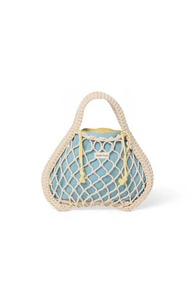 Studio Noos Macramé Mini Handtasche Natur Blau-Gelb Wende-Inlay