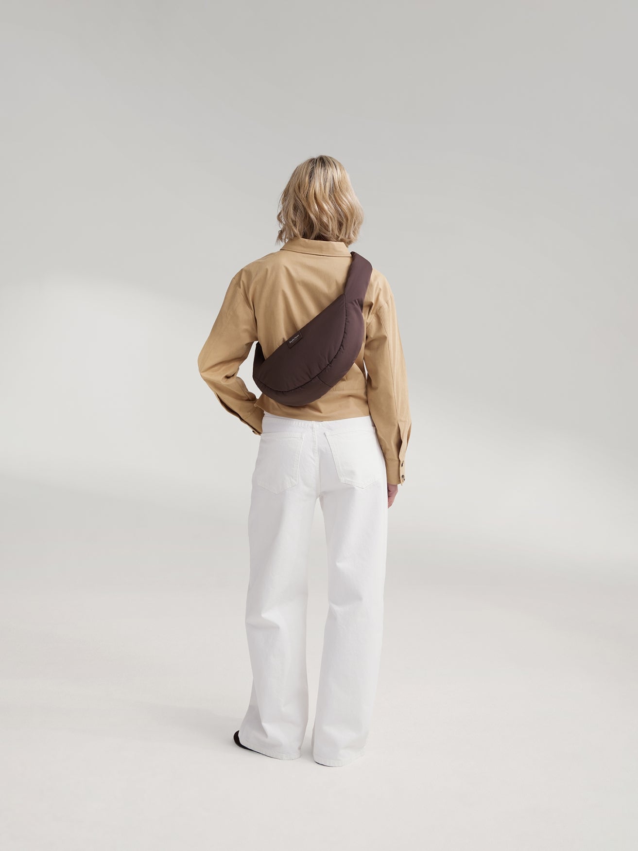 Studio Noos Puffy Mini Cross Body Bag Umhängetasche Braun