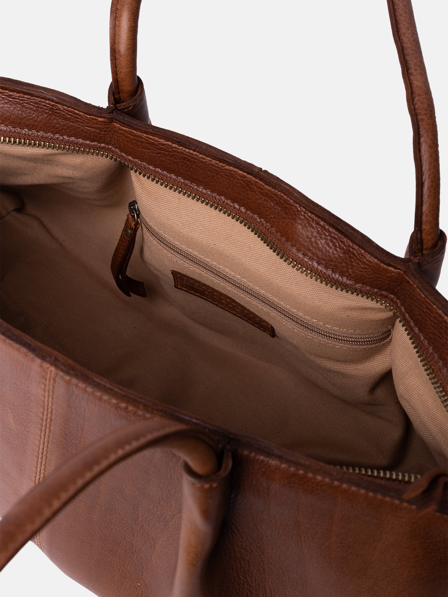RE:DESIGNED Sille Handtasche Walnut Vollleder 37cm