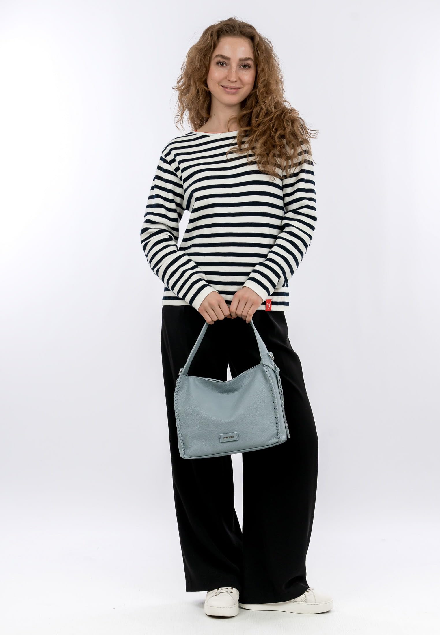 SURI FREY SFY Franzy Hobo Bag S Schultertasche Crystal Blue