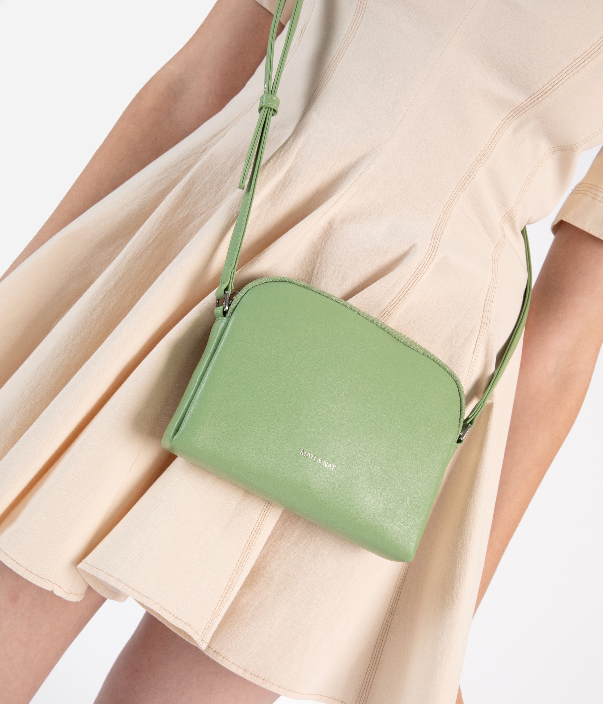Matt & Nat Kristy Forum Crossbody Slim Jasmine
