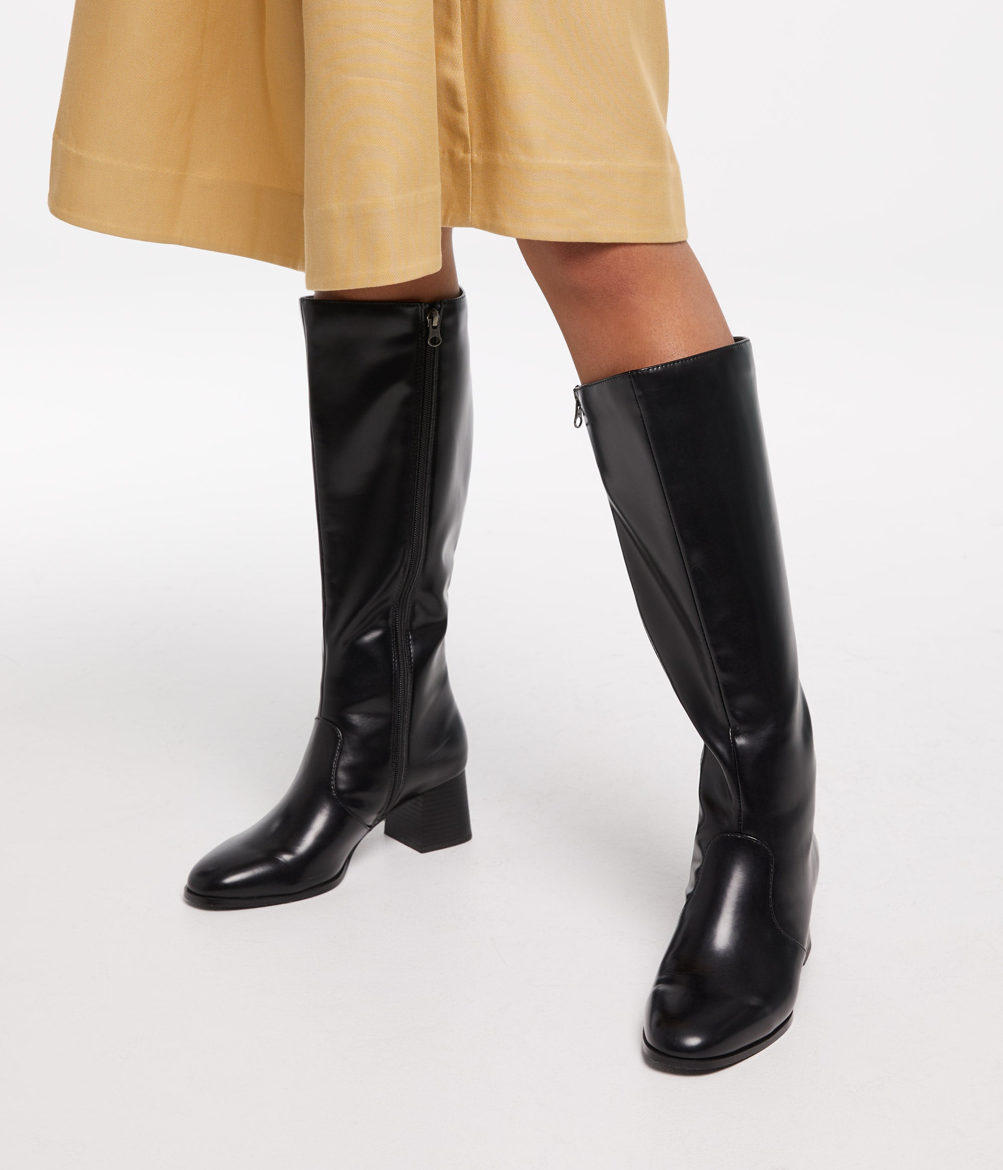 Matt & Nat LIVIA Stiefel Schwarz vegan Absatz