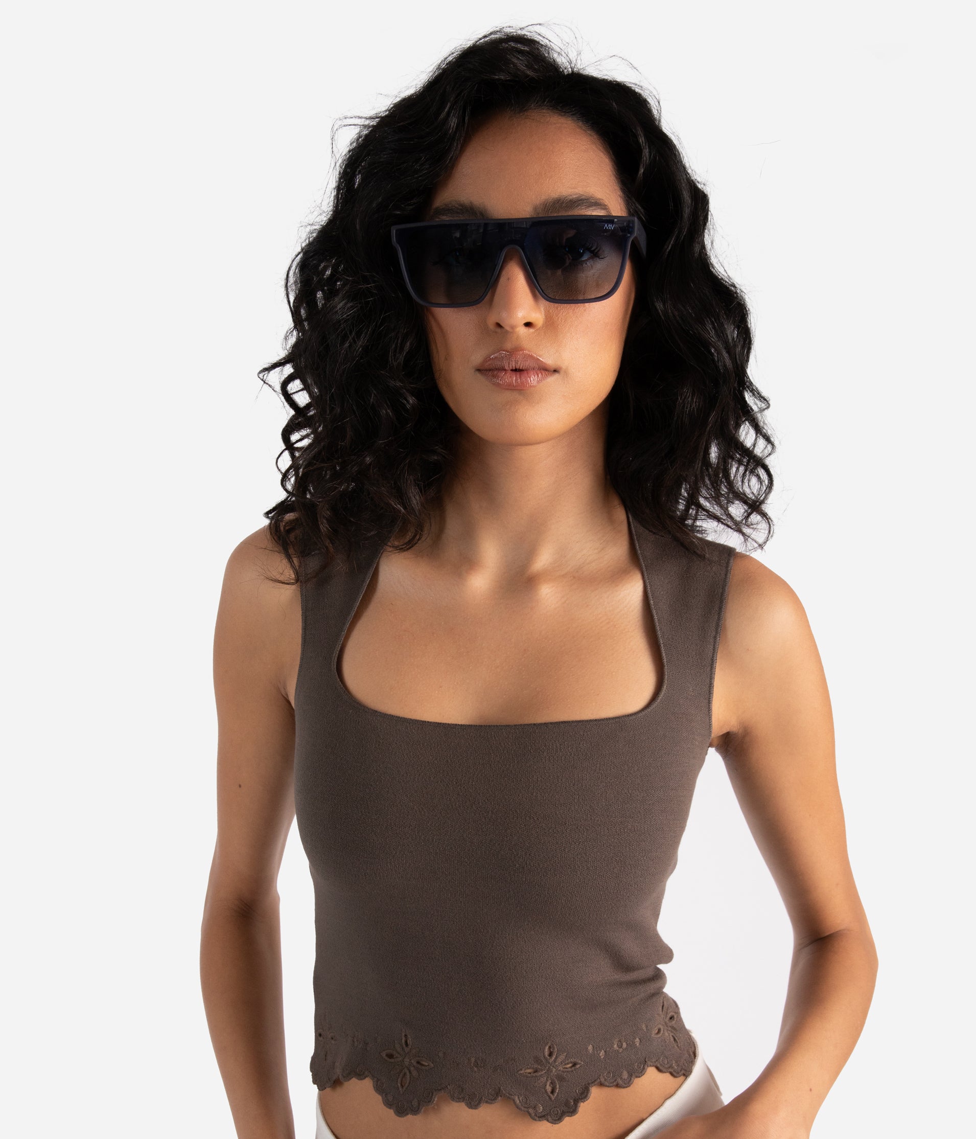 Matt & Nat Feige eckige Sonnenbrille polarisiert blau
