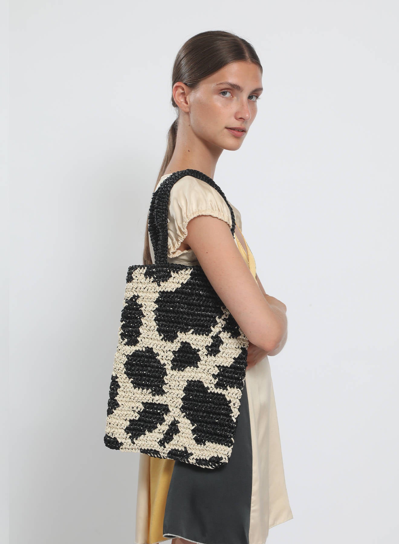 Maria la Rosa Americana Crochet Tote Braun Rafia