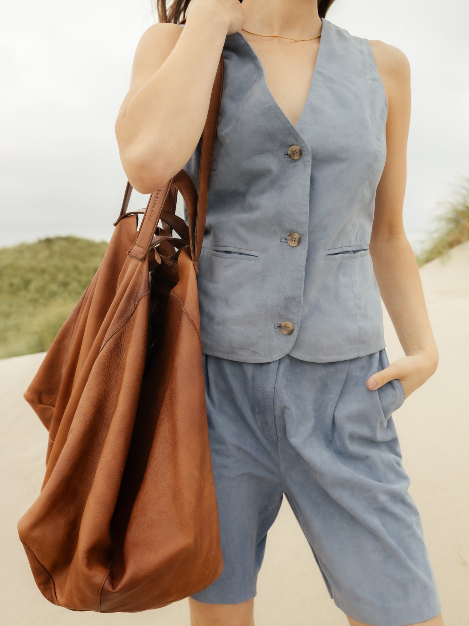 RE:DESIGNED Fie Urban 4929 Weekender Walnut Leder