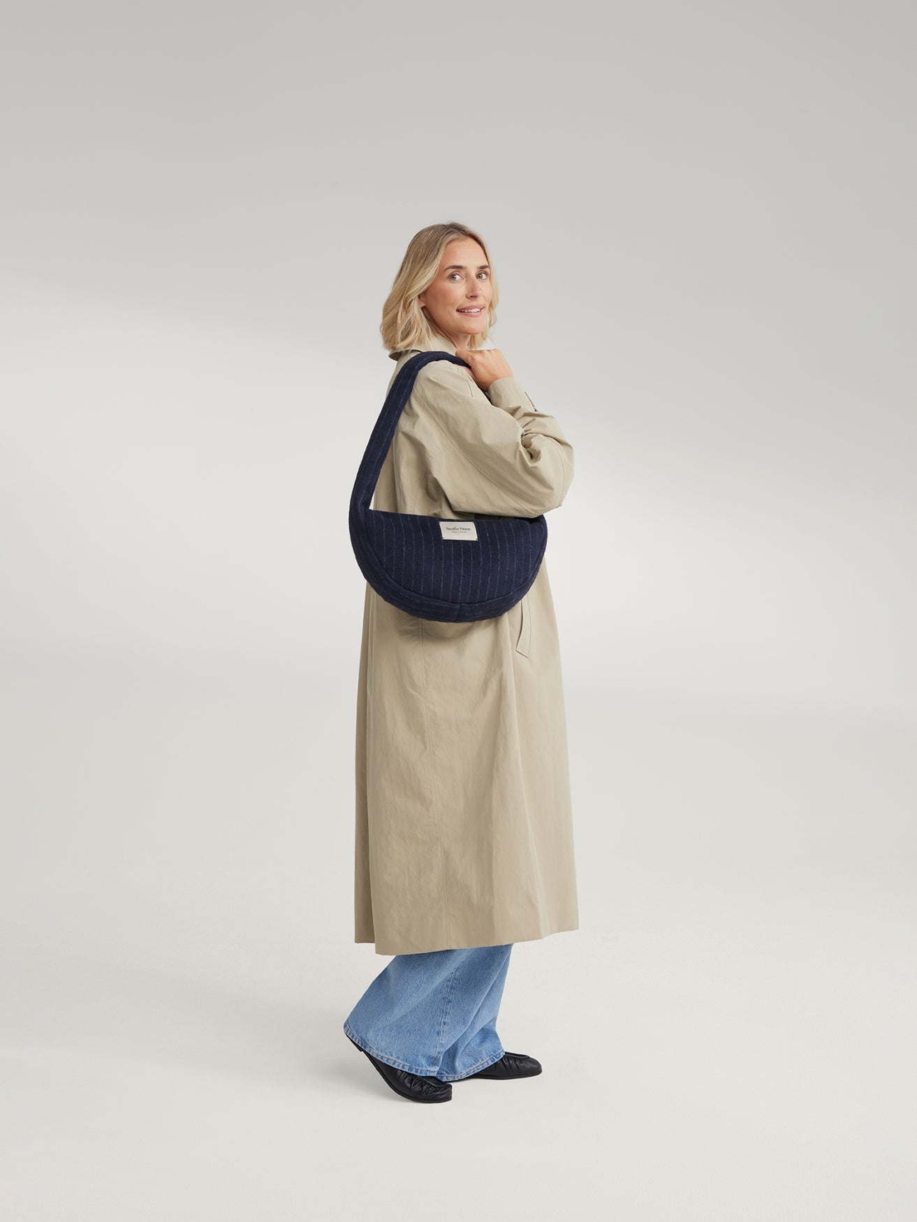 Studio Noos Flannel Chalkstripe Mini Cross Body Bag Dunkelblau