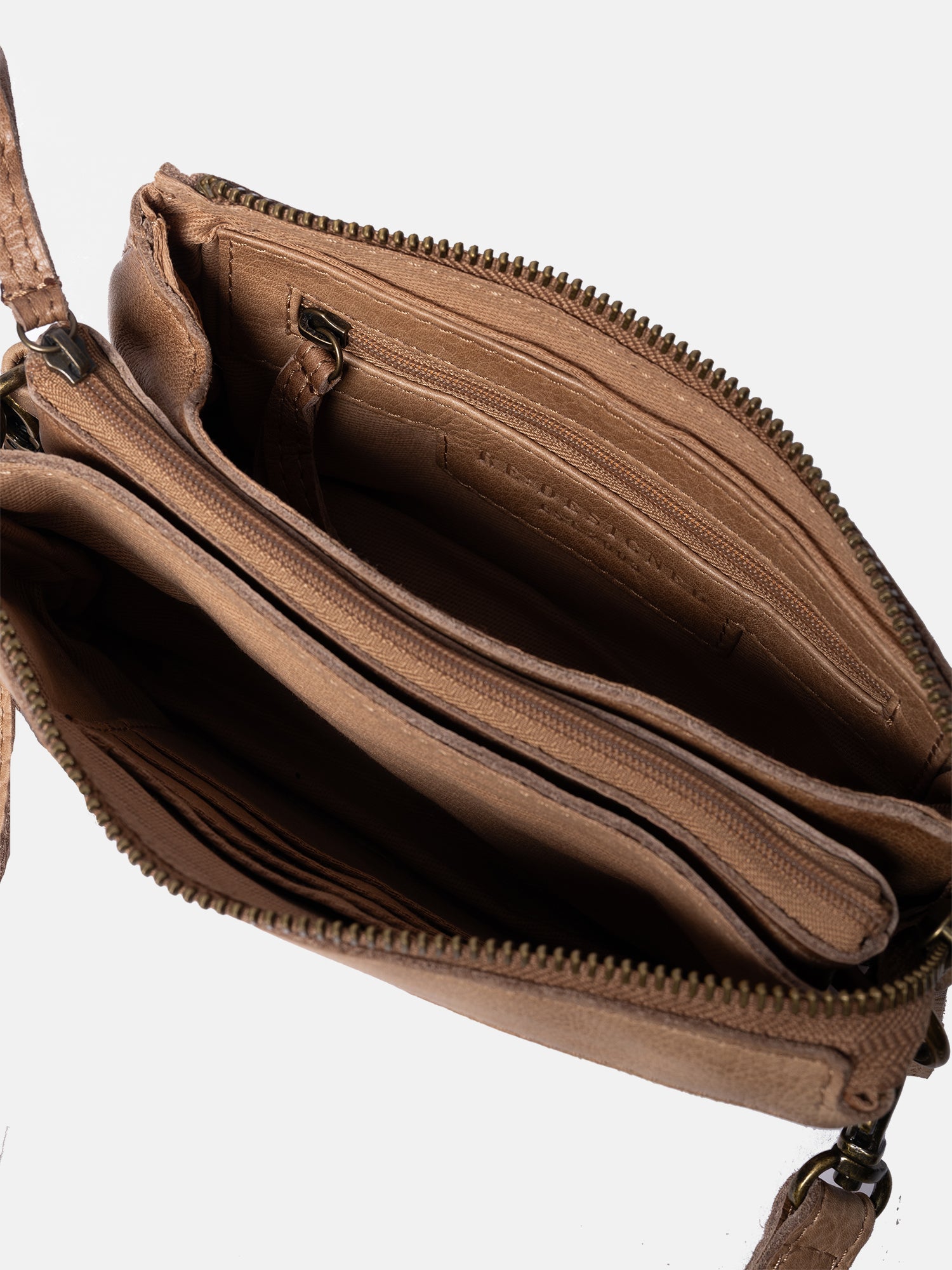 RE:DESIGNED Lisa Urban Clutch Taupe Vollleder