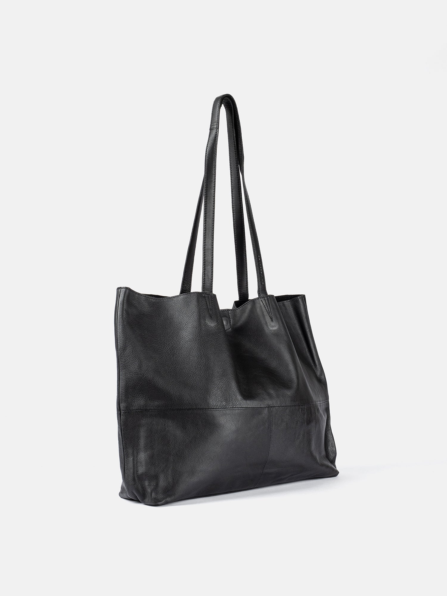 RE:DESIGNED Urban Marlo Shopper Schwarz Vollleder