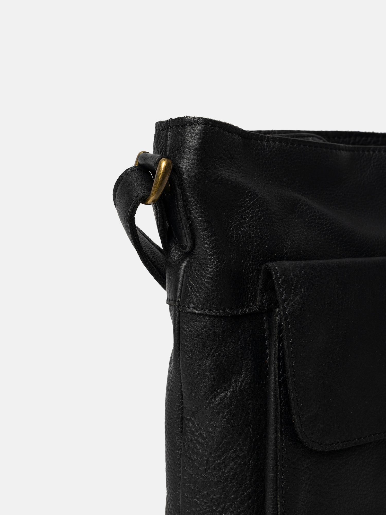 RE:DESIGNED Kay Urban Umhängetasche Schwarz Vollleder