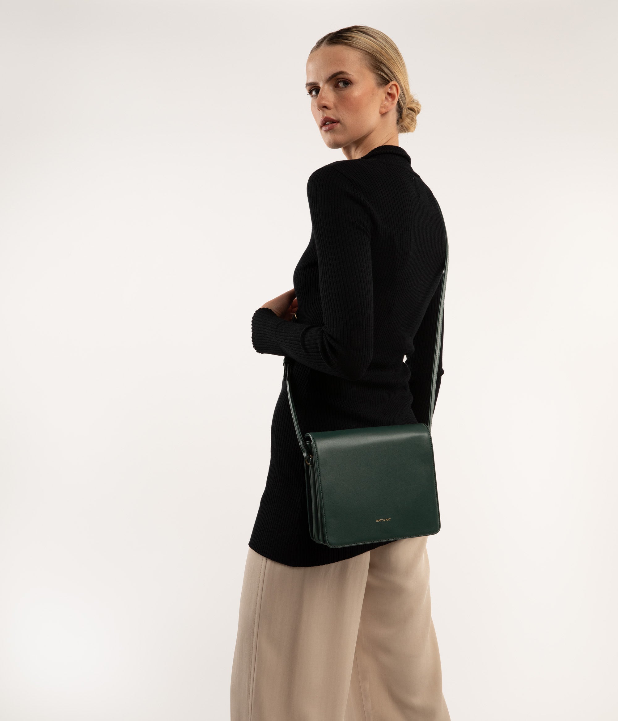 Matt & Nat Dover SM Umhängetasche citrine Loom vegan